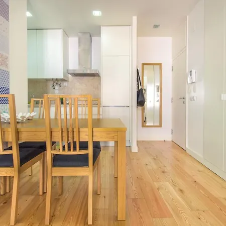 Gloria Apartment *
